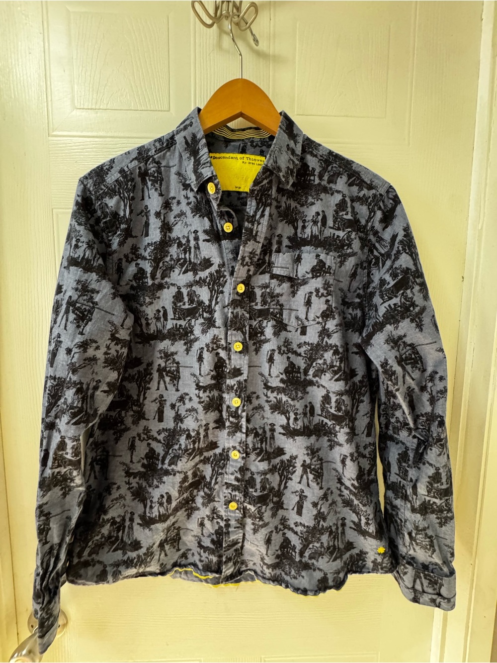 Descendant of thieves blue Printed Lightweight Shirt with Yellow Accen
